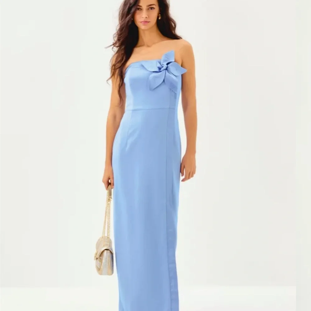 Lilly Pulitzer Blue Strapless Sheath Dress for Weddings - Picture 2 of 9